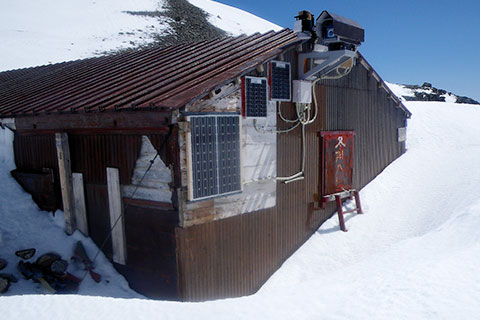 冬期小屋